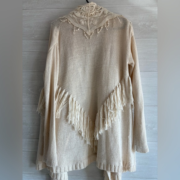 Double Zero Ivory Knit Women's Poncho - Picture 6 of 8